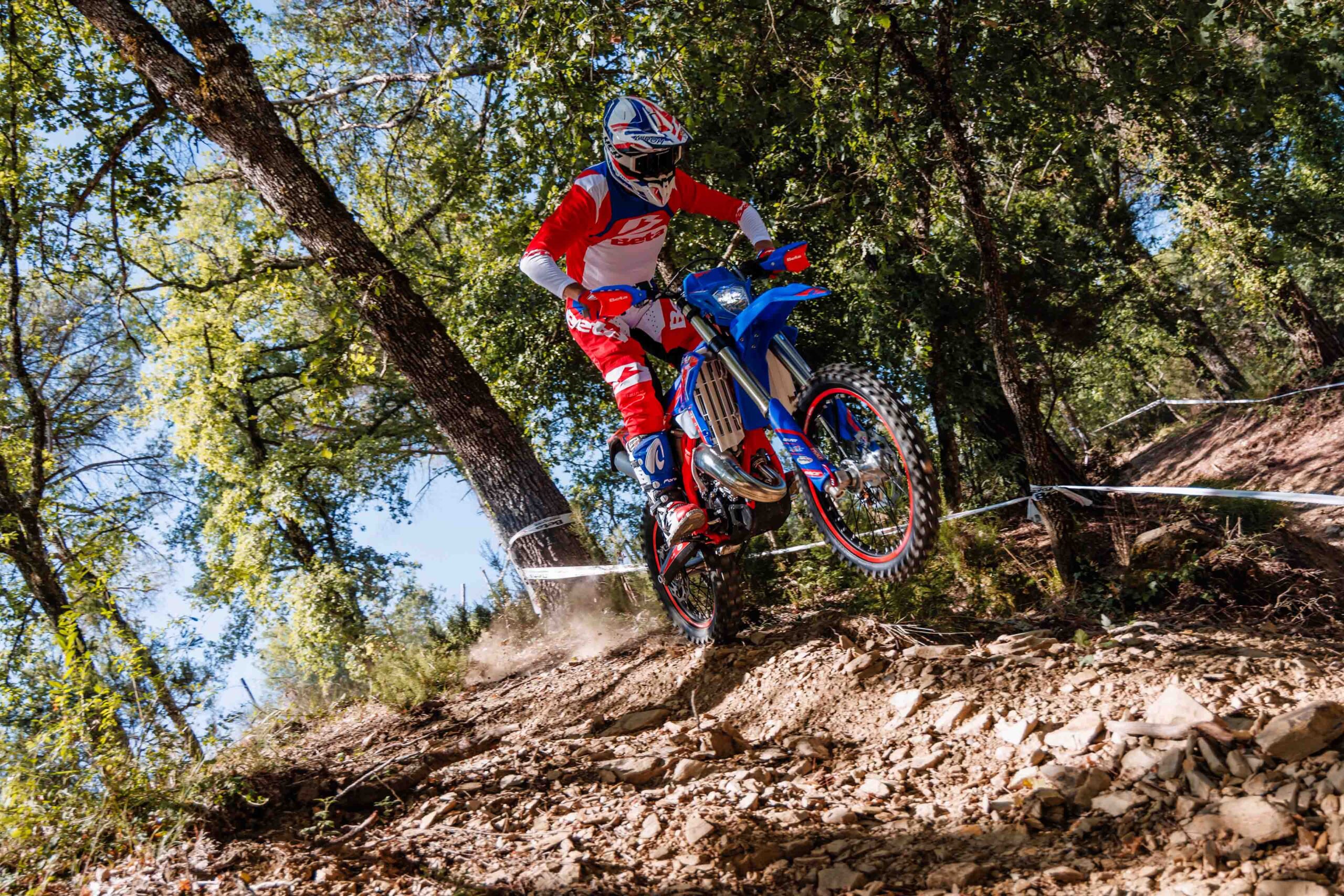 RR RACE 2T 125, acción 4
