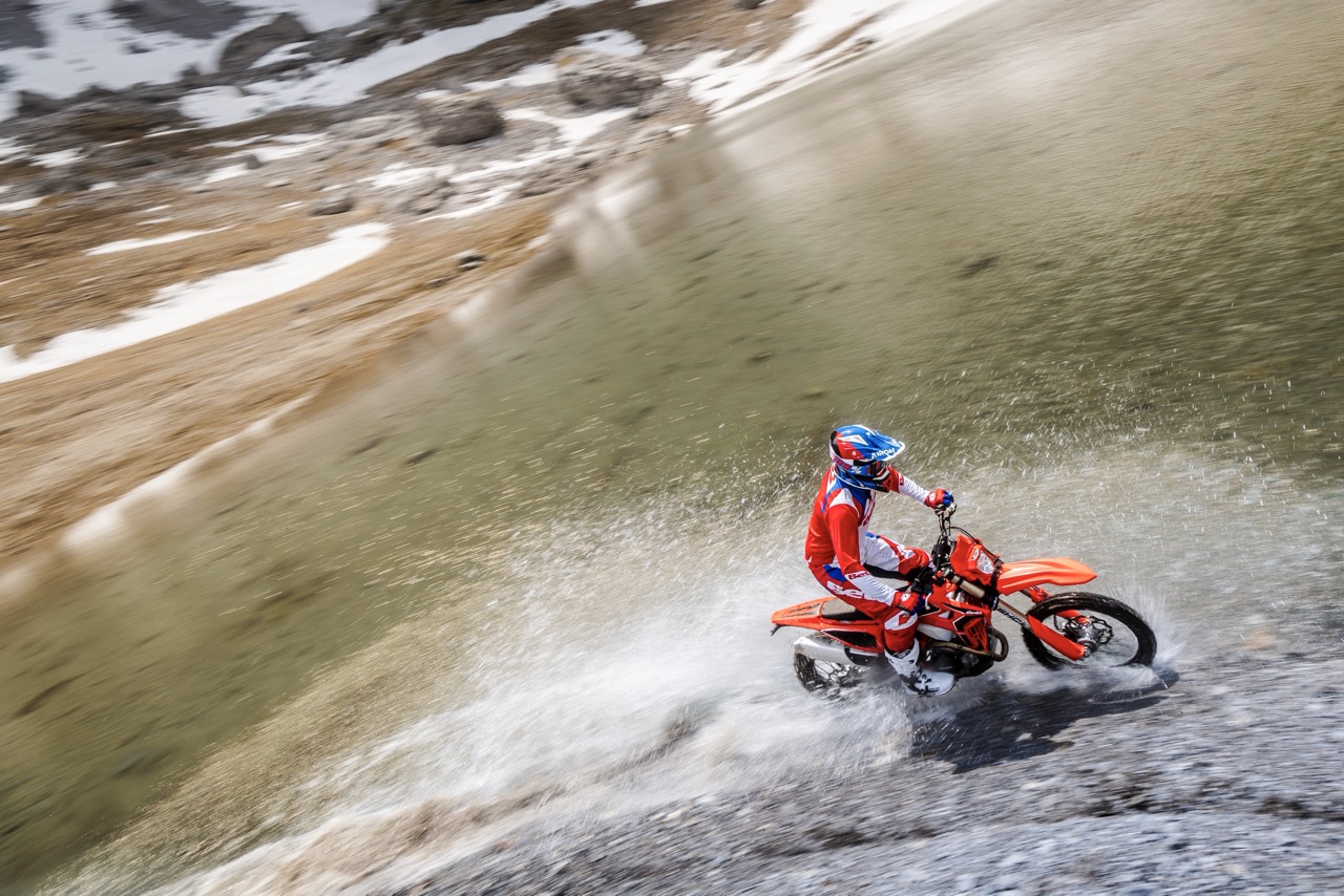 RR X-PRO 4T 480, vista editorial 2