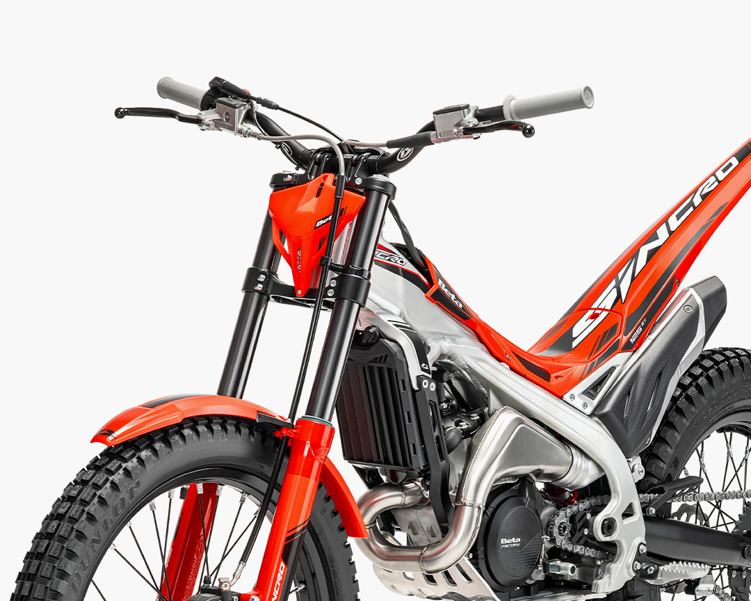 SINCRO 2T 125, vista editorial 2